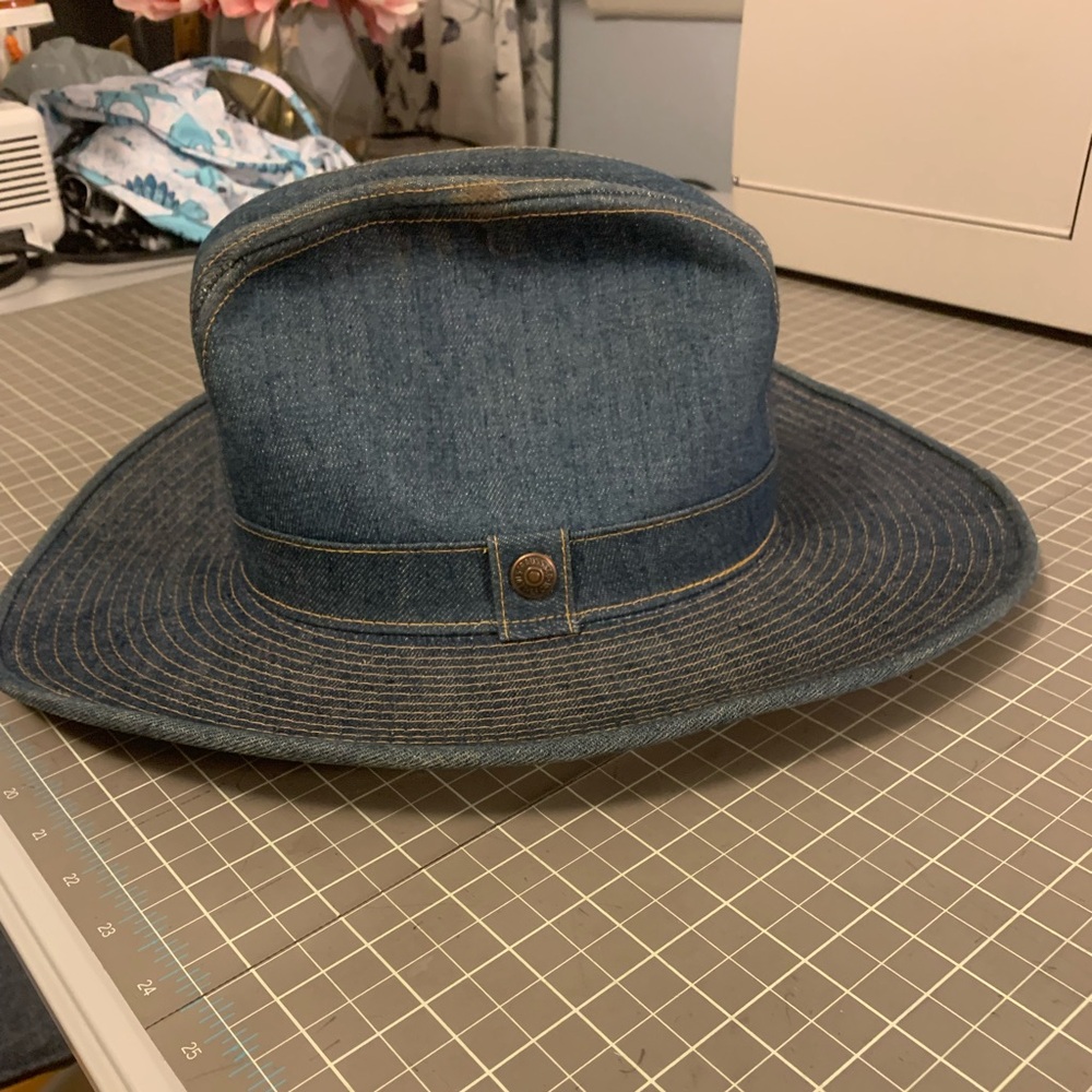 Vintage 1970s Levi’s western hat. In great used condition. - Picture 3 of 12